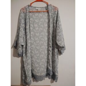 Maurices Women Gray Floral Kimono Lace Open Front Boho Fairy Festival Size Large